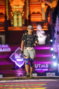 BIB: 200
                            <button type="button" onclick="openModal(22643786)" class="btn btn-primary btn-sm float-right btn-popup" data-toggle="modal" data-target=".modal-high-quality">
                        <i class="fas fa-shopping-cart"></i> Add to Cart
                    </button>
                                            <button type="button" onclick="isThisMe(22643786, true)" class="btn btn-success btn-sm float-right btn-popup btn-isme hidden" data-toggle="tooltip" data-placement="bottom" title="นี่คือรูปของคุณใช่ไหม คลิกที่นี่เพื่อเอาเข้าอัลบั้ม">
                        <i class="fas fa-plus"></i> Add to album
                    </button>
                    <button type="button" onclick="isThisMe(22643786, false)" class="btn btn-warning btn-sm float-right btn-popup btn-isnotme hidden">
                        <i class="fas fa-ban"></i> Remove from album
                    </button>